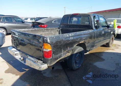 2000 Toyota Tacoma z USA, uszkodzony, nr VIN 4TAVL52N1YZ590912